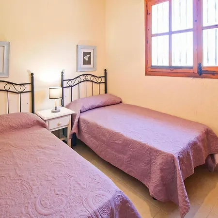 Holiday home Milotxa *